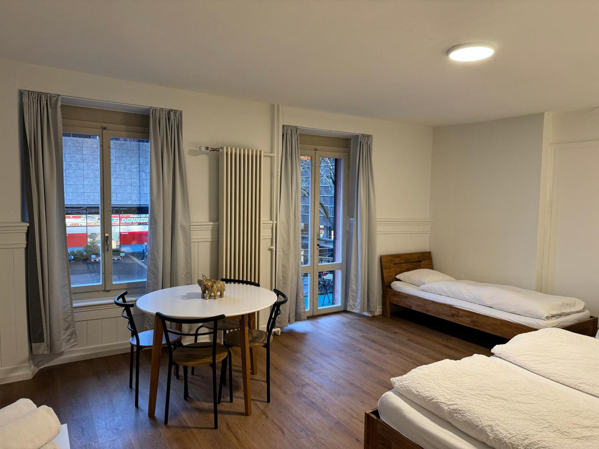 Downtown Family&Friends Apartment Interlaken Bagian luar foto