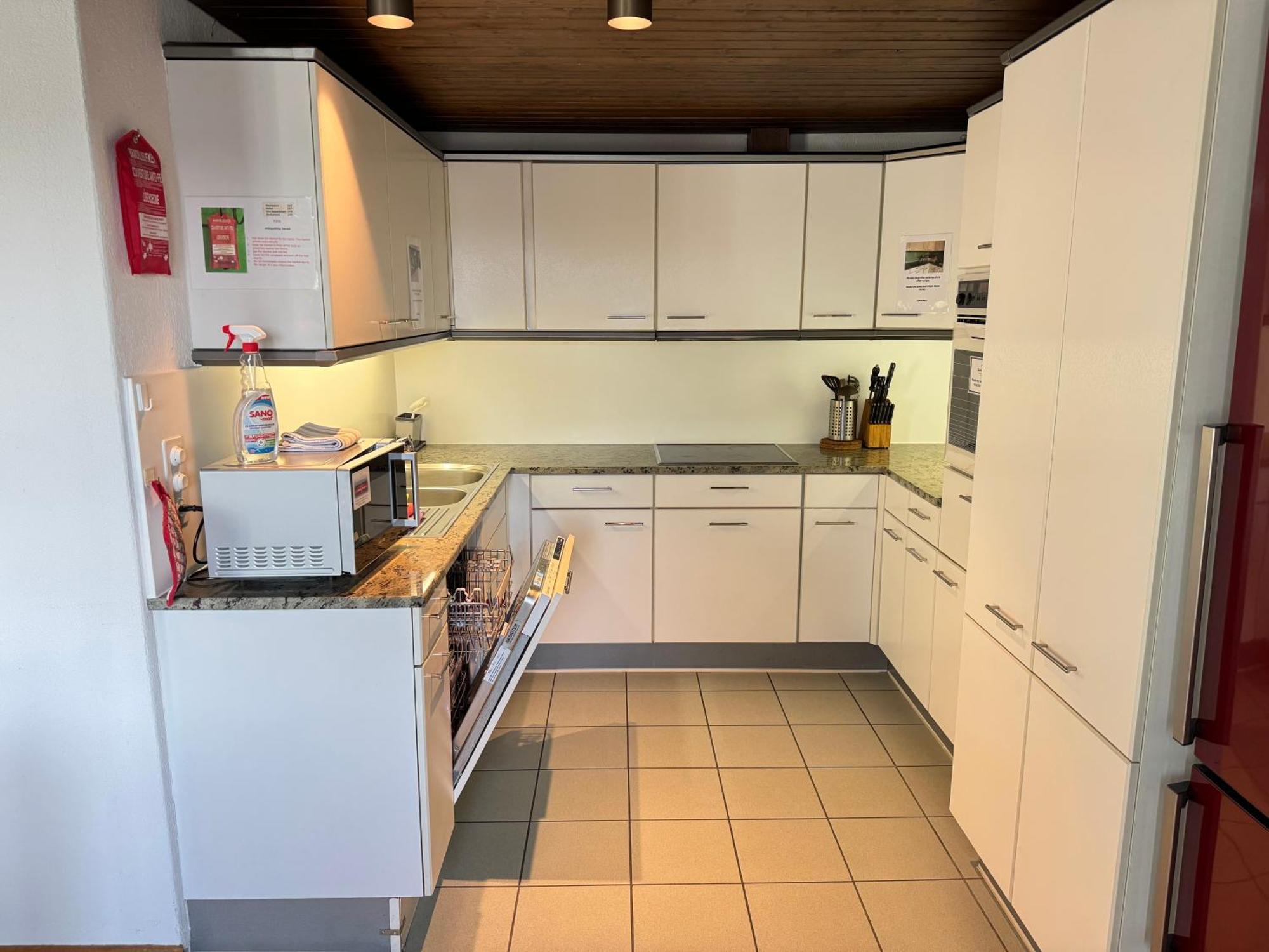 Downtown Family&Friends Apartment Interlaken Bagian luar foto